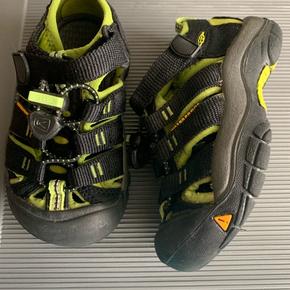 SOLD - Picture 5 of 5